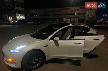Седан Tesla Model 3 2021 в Києві фото 19 Седан Tesla Model 3 2021 в Києві