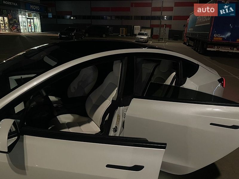 Седан Tesla Model 3 2021 в Києві фото 20 Седан Tesla Model 3 2021 в Києві