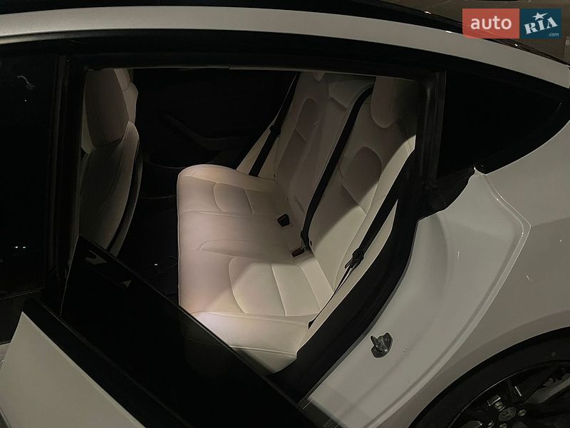 Седан Tesla Model 3 2021 в Києві фото 21 Седан Tesla Model 3 2021 в Києві