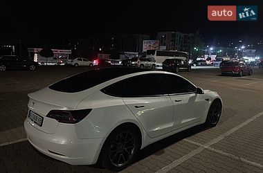Седан Tesla Model 3 2021 в Києві фото 28 Седан Tesla Model 3 2021 в Києві