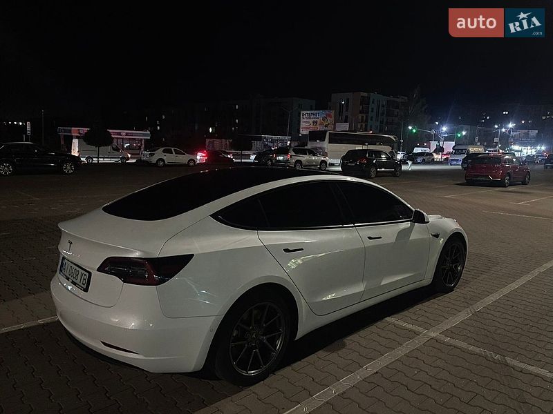 Седан Tesla Model 3 2021 в Києві фото 28 Седан Tesla Model 3 2021 в Києві