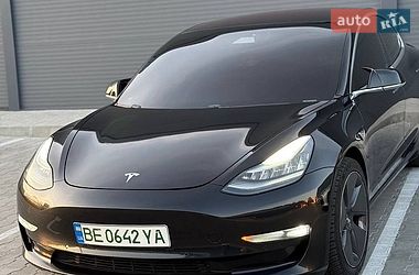 Седан Tesla Model 3 2018 в Белой Церкви