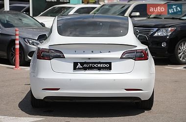 Седан Tesla Model 3 2021 в Харкові