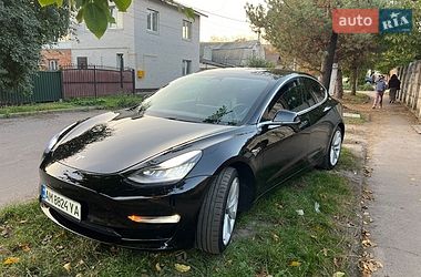 Седан Tesla Model 3 2018 в Житомире