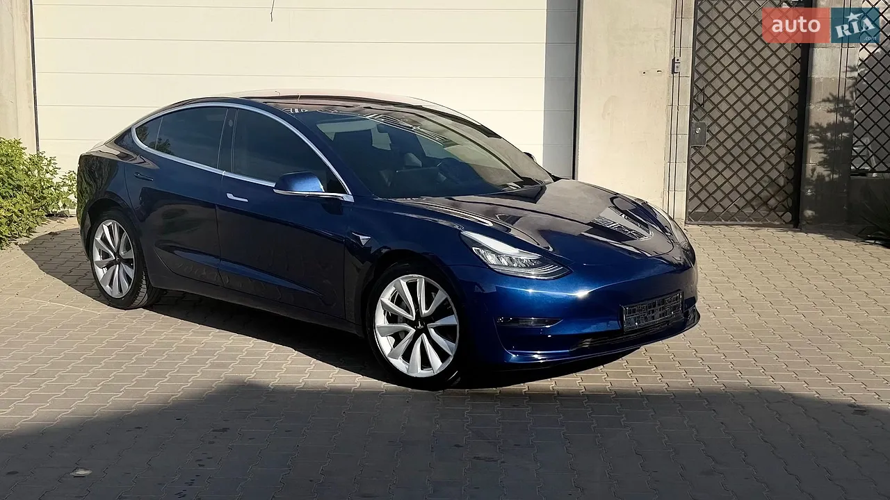 Tesla Model 3 2019