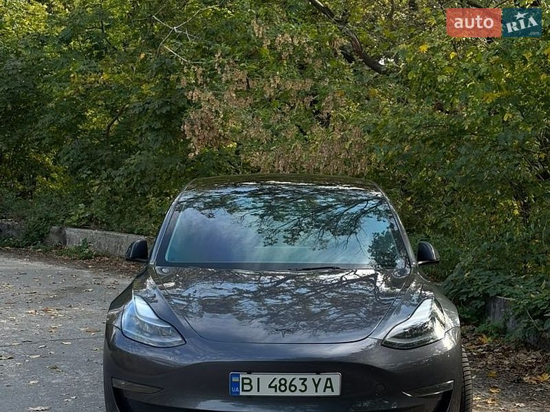 Tesla Model 3 2023