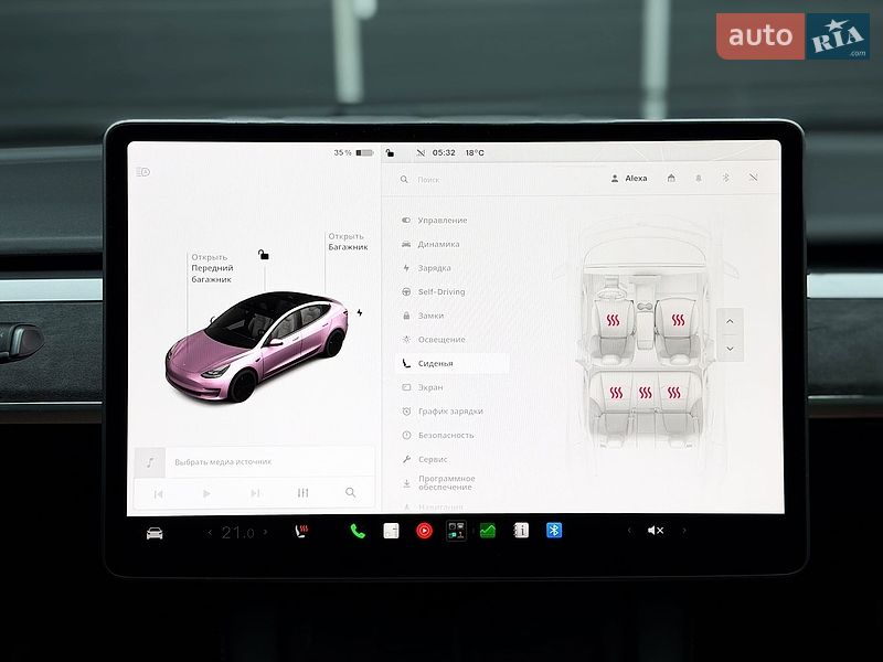 Седан Tesla Model 3 2021 в Киеве