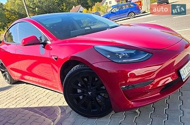 Седан Tesla Model 3 2022 в Ивано-Франковске Седан Tesla Model 3 2022 в Ивано-Франковске