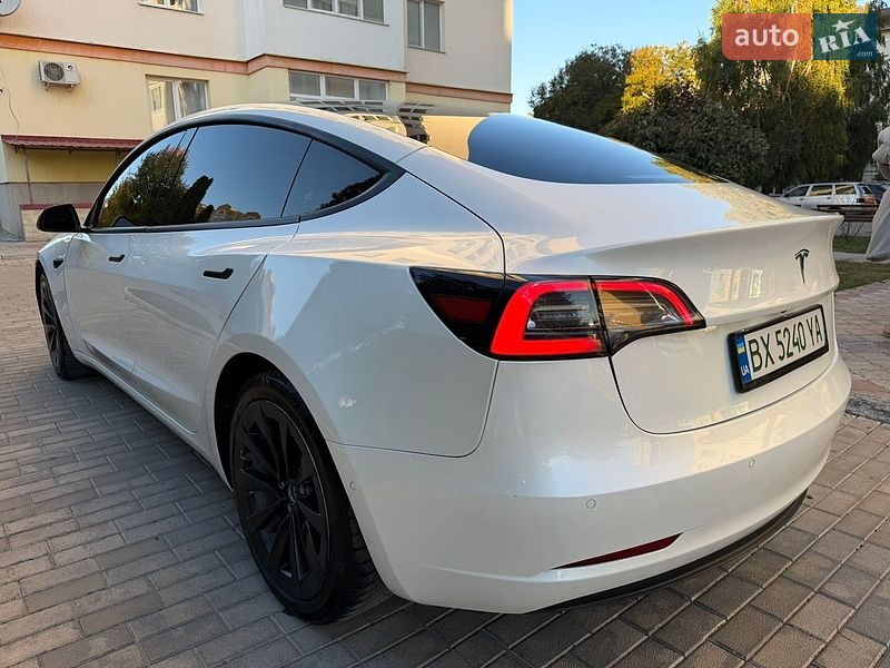Седан Tesla Model 3 2021 в Кам'янець-Подільському