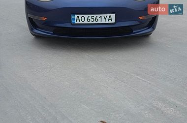 Седан Tesla Model 3 2021 в Ужгороді