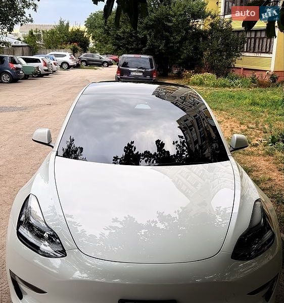 Седан Tesla Model 3 2023 в Фастове фото 3 Седан Tesla Model 3 2023 в Фастове
