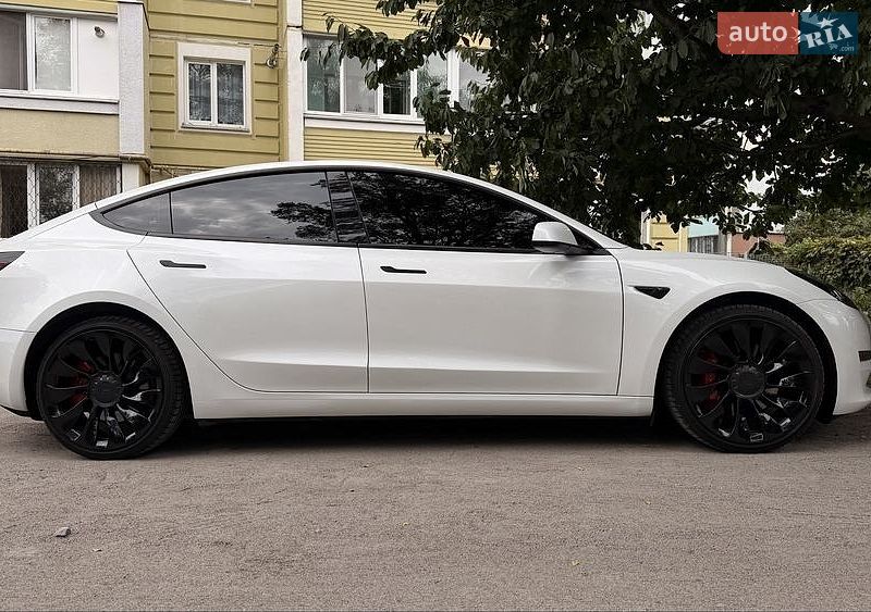Седан Tesla Model 3 2023 в Фастове фото 2 Седан Tesla Model 3 2023 в Фастове