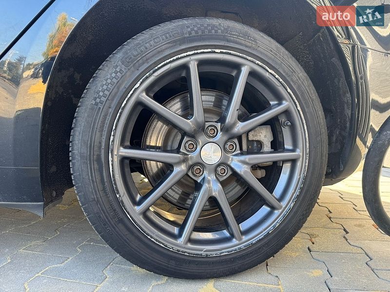 Седан Tesla Model 3 2018 в Харькове