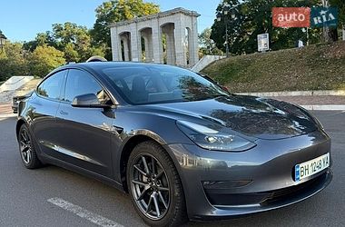 Седан Tesla Model 3 2021 в Одессе