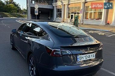Седан Tesla Model 3 2021 в Одесі