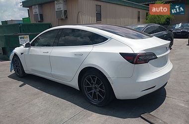 Седан Tesla Model 3 2018 в Киеве