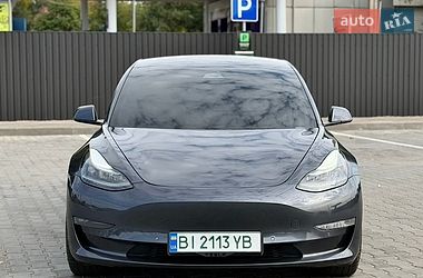 Седан Tesla Model 3 2022 в Кривому Розі
