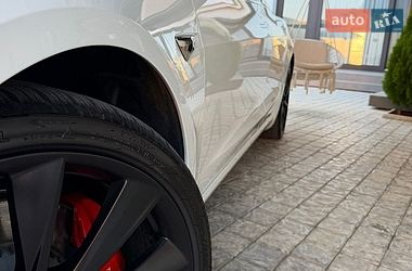 Седан Tesla Model 3 2019 в Одесі