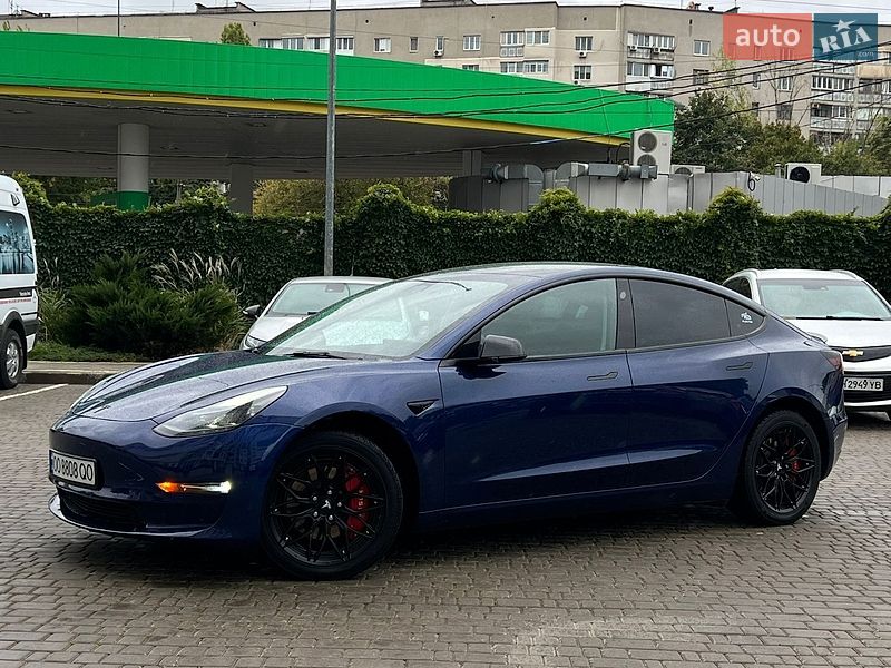 Седан Tesla Model 3 2022 в Одесі