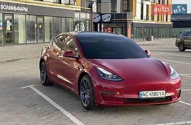 Седан Tesla Model 3 2022 в Рівному