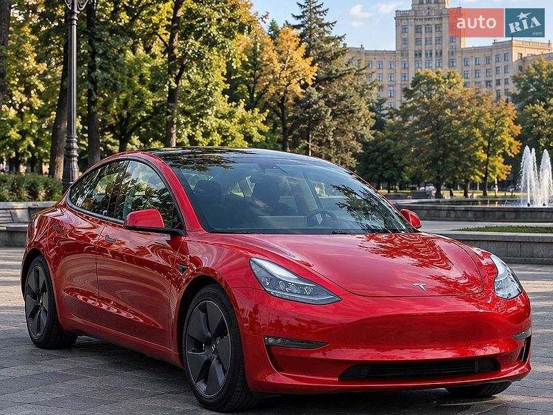 Tesla Model 3 2021
