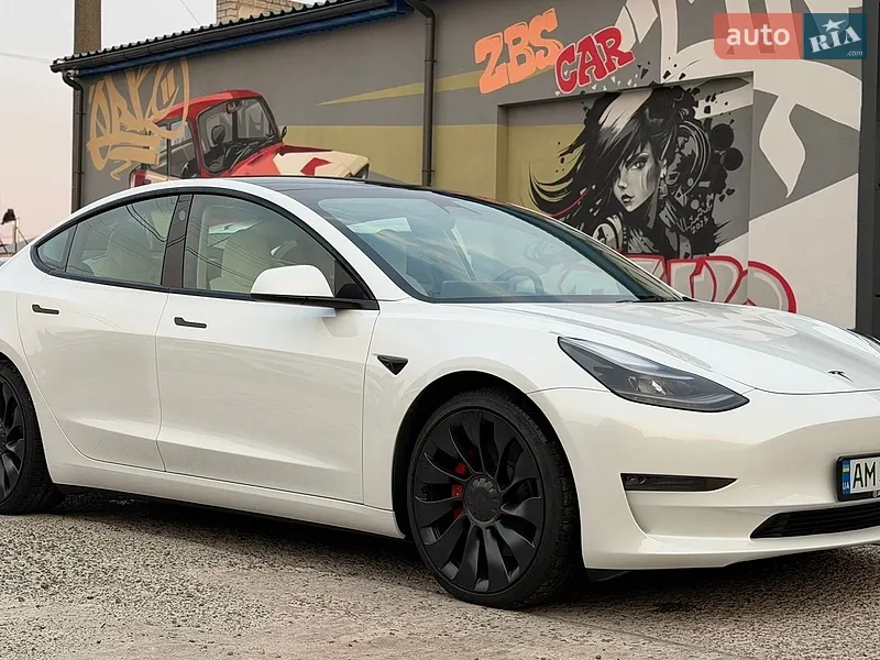 Tesla Model 3