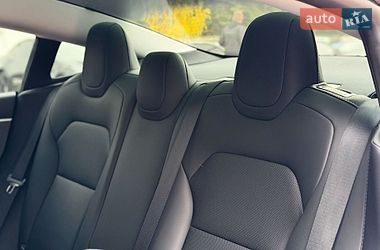 Седан Tesla Model 3 2024 в Києві