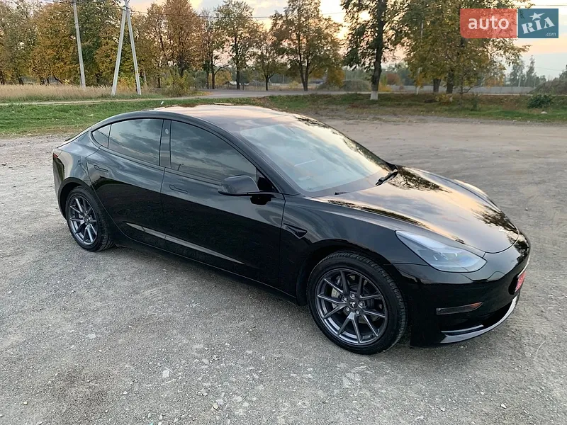 Tesla Model 3