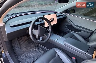 Седан Tesla Model 3 2024 в Киеве
