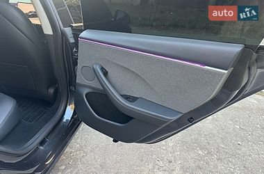 Седан Tesla Model 3 2024 в Киеве