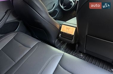 Седан Tesla Model 3 2024 в Киеве