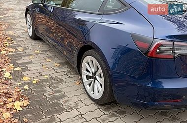 Седан Tesla Model 3 2022 в Сокале