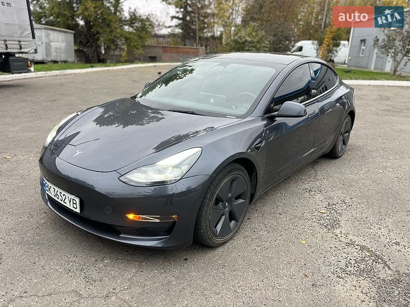 Седан Tesla Model 3 2023 в Ровно фото 3 Седан Tesla Model 3 2023 в Ровно