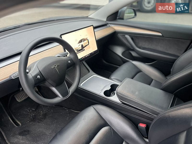 Седан Tesla Model 3 2023 в Ровно фото 27 Седан Tesla Model 3 2023 в Ровно