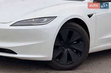 Седан Tesla Model 3 2025 в Кривом Роге