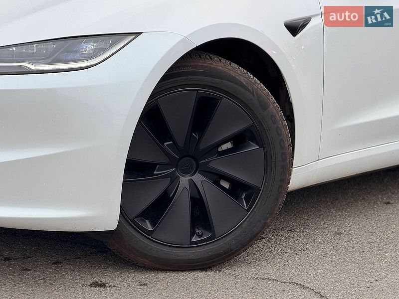 Седан Tesla Model 3 2025 в Кривому Розі фото 7 Седан Tesla Model 3 2025 в Кривому Розі