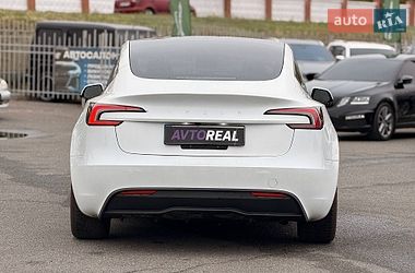 Седан Tesla Model 3 2025 в Кривом Роге