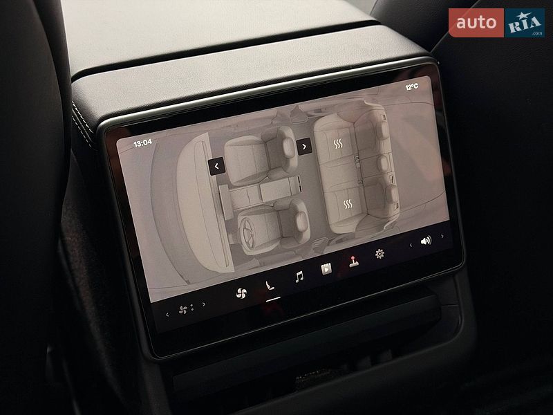 Седан Tesla Model 3 2025 в Кривом Роге