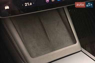 Седан Tesla Model 3 2025 в Кривому Розі фото 80 Седан Tesla Model 3 2025 в Кривому Розі