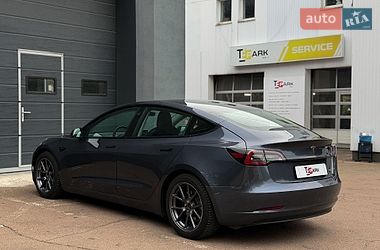Седан Tesla Model 3 2021 в Києві