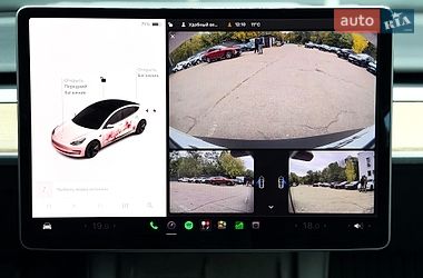 Седан Tesla Model 3 2021 в Києві
