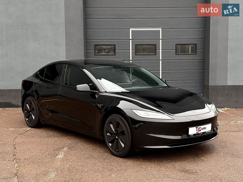 Седан Tesla Model 3 2024 в Киеве фото 12 Седан Tesla Model 3 2024 в Киеве