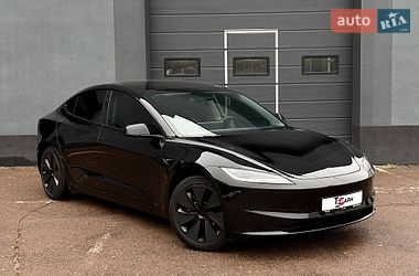 Седан Tesla Model 3 2024 в Киеве фото Седан Tesla Model 3 2024 в Киеве