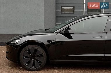 Седан Tesla Model 3 2024 в Киеве фото 5 Седан Tesla Model 3 2024 в Киеве
