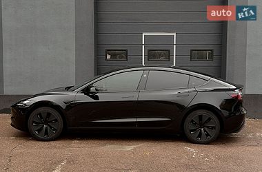 Седан Tesla Model 3 2024 в Киеве фото 6 Седан Tesla Model 3 2024 в Киеве