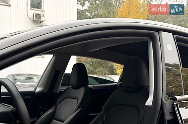 Седан Tesla Model 3 2024 в Киеве фото 14 Седан Tesla Model 3 2024 в Киеве