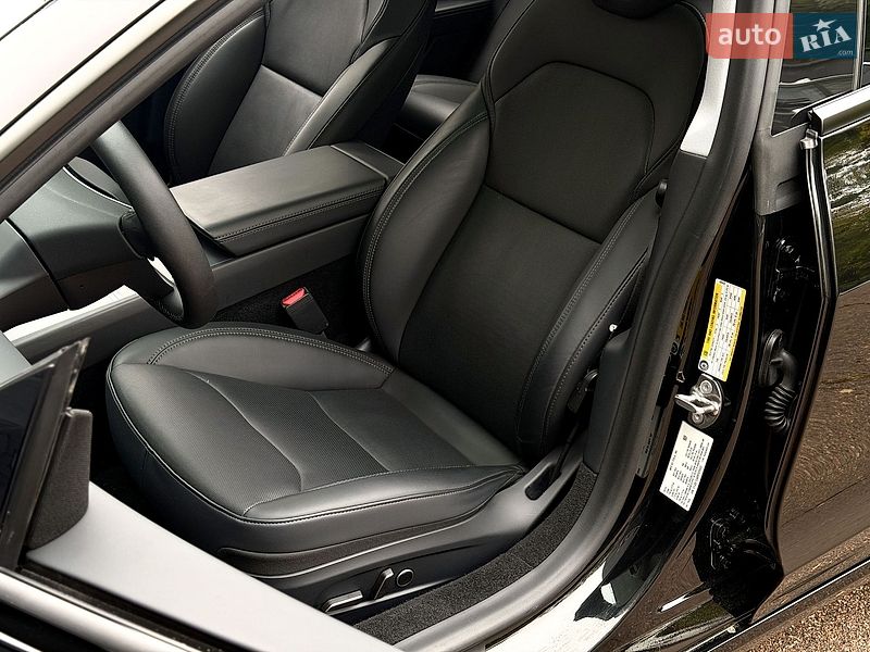 Седан Tesla Model 3 2024 в Киеве фото 13 Седан Tesla Model 3 2024 в Киеве
