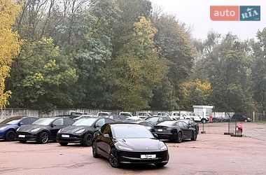 Седан Tesla Model 3 2024 в Киеве фото 2 Седан Tesla Model 3 2024 в Киеве