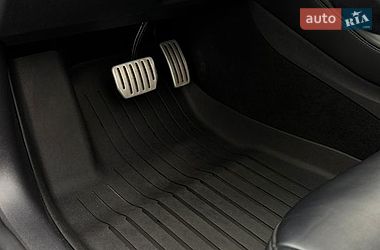 Седан Tesla Model 3 2021 в Запоріжжі