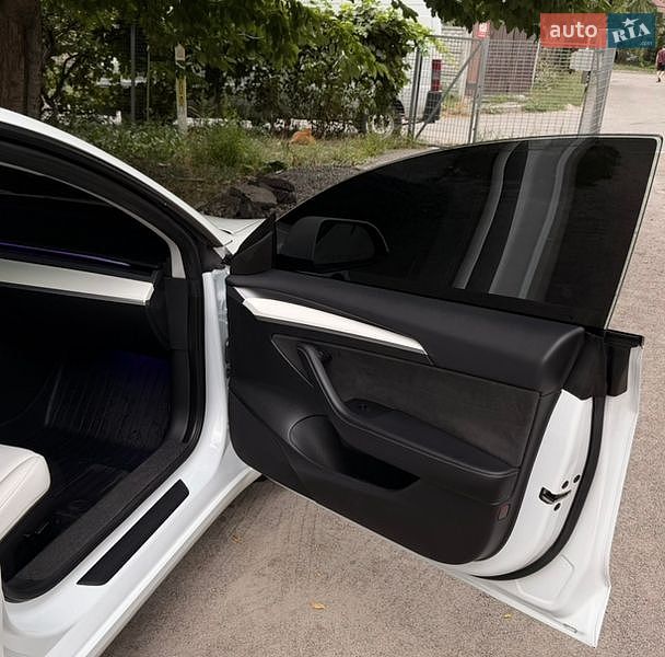 Седан Tesla Model 3 2023 в Фастове фото 13 Седан Tesla Model 3 2023 в Фастове